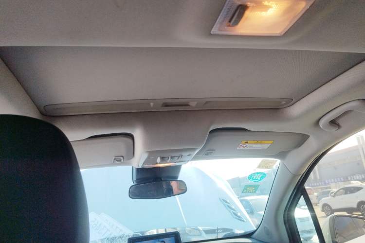 Used Buick Encore 2015 1.4T Automatic Two-Wheel Drive Urban Elite Version