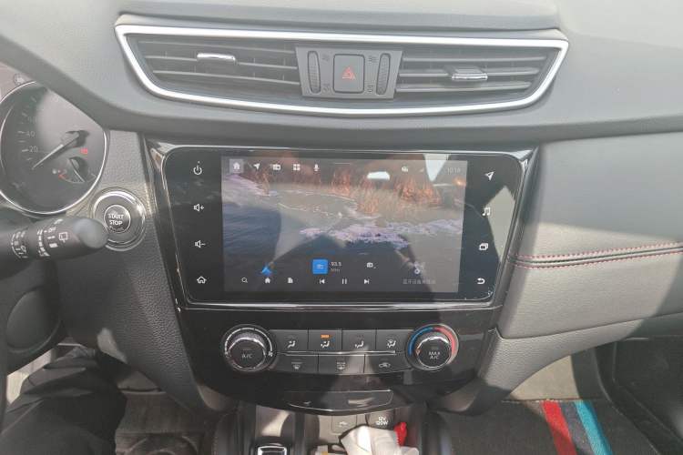 Used Nissan Qashqai 2021 2.0L CVT Luxury Edition Audio And AC Panel