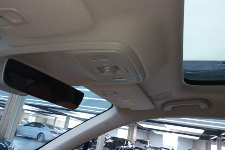 Used Leapmotor C16 2026 Extended-Range 280 LiDAR Zhizun Edition 6 Seats