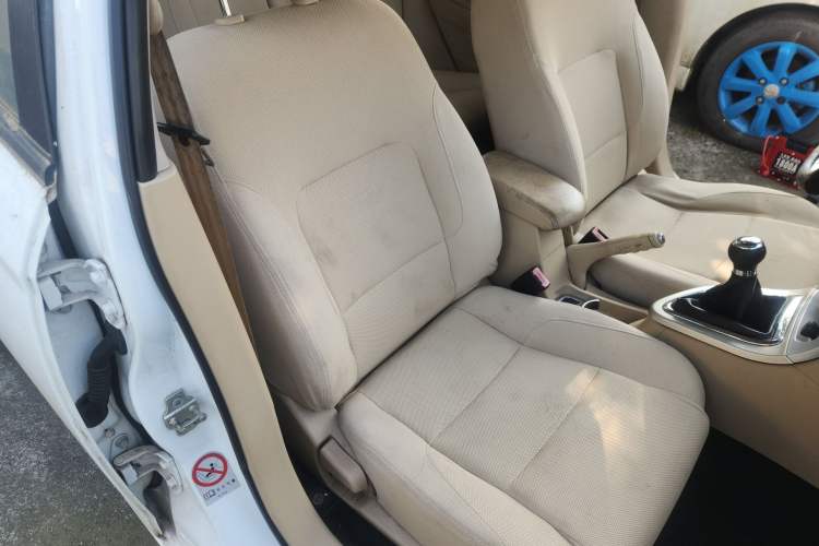 Used Brilliance H330 2013 1.5L Manual Comfort Model
