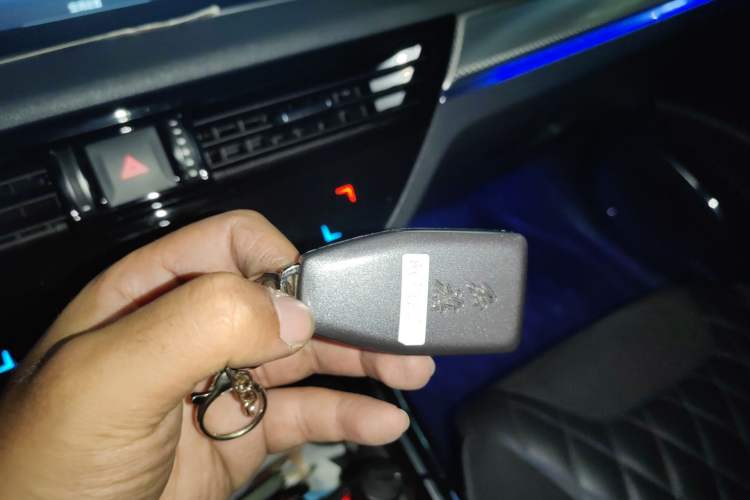 Used Hongqi HS5 2019 2.0T Smart Connect Flagship All-Wheel-Drive Version Vehicle Key