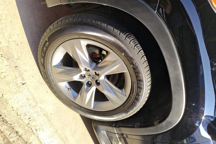 Used Toyota Highlander 2015 2.0T Four-Wheel Drive Luxury Edition 7-Seater