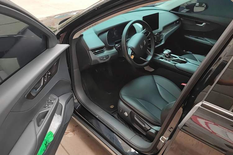 Used Hongqi E-QM5 2021 Charging Flagship Edition
