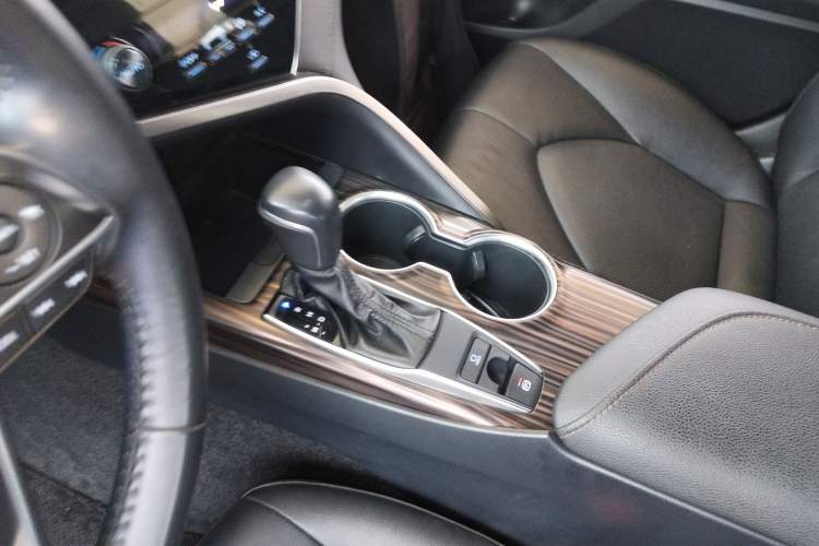 Used Toyota Camry 2019 2.0G Luxury Edition China VI Standard
