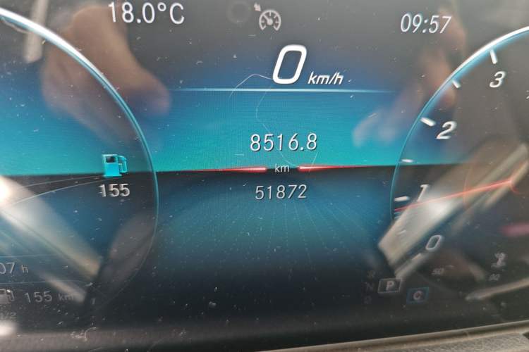 Used Mercedes-Benz GLB 2021 GLB 200 Fashion Model Odometer Close Up