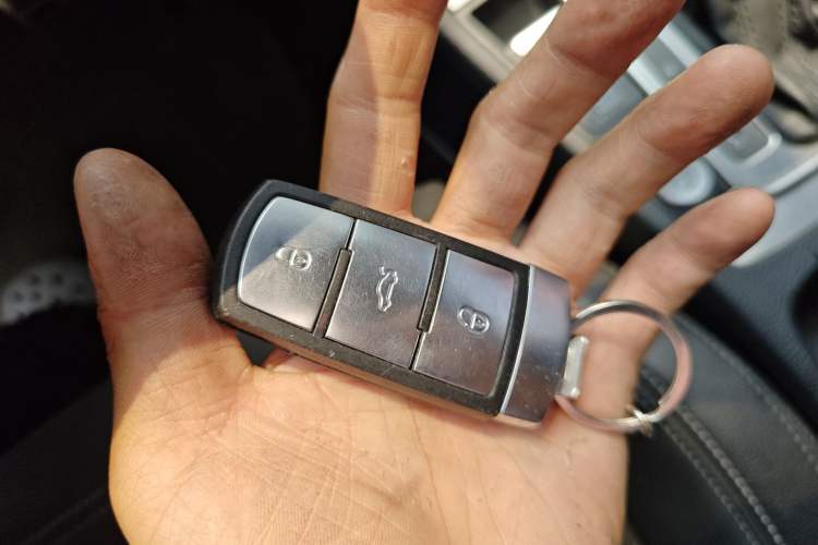 Used Volkswagen FAW-Volkswagen CC 2016 1.8TSI Luxury Model Vehicle Key