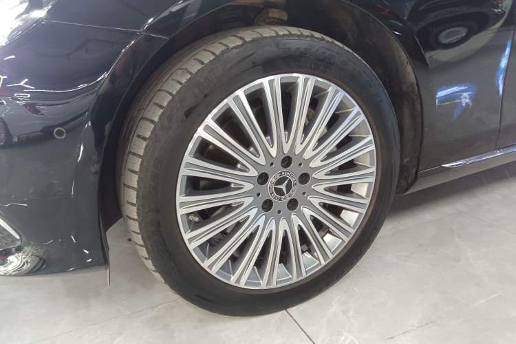 Used Mercedes-Benz E-Class 2020 Restyled E 300 L Exclusive Edition