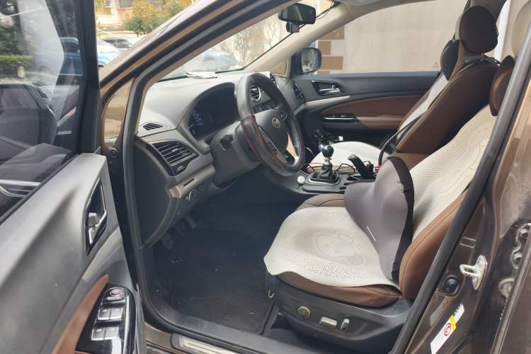 Used BYD S7 2017 1.5T Manual Luxury Model
