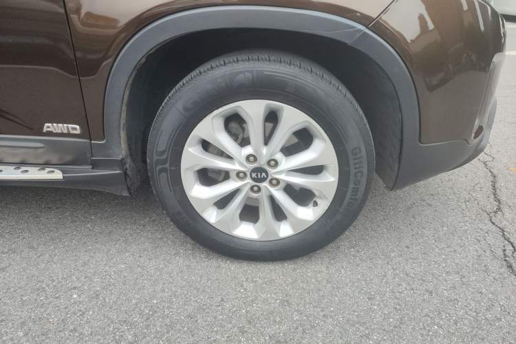 Used Kia Sorento 2013 2.4L 7-seat Gasoline Luxury Edition