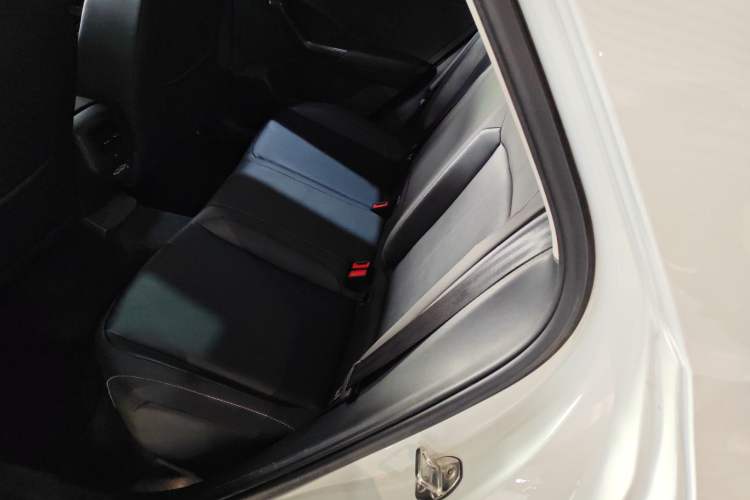 Used Volkswagen T-ROC 2022 280TSI DSG Two-Wheel Drive Elite PLUS