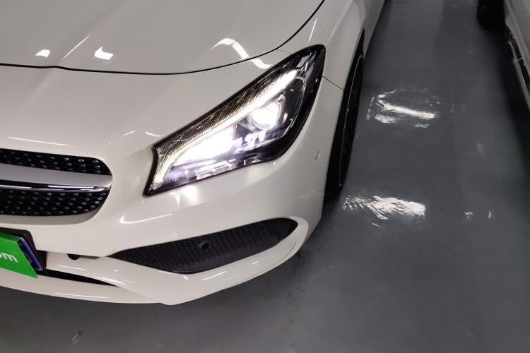 Used Mercedes-Benz CLA 2016 Facelifted CLA 200 Stylish Edition Left Front Headlight