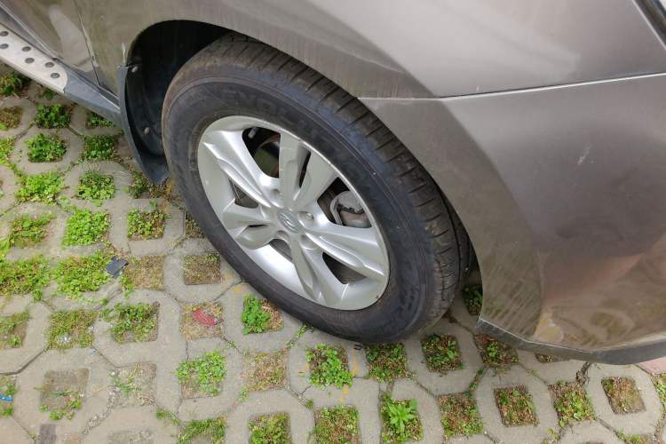 Used Hyundai ix35 2012 2.0L Automatic Two-Wheel Drive New Edition GL
