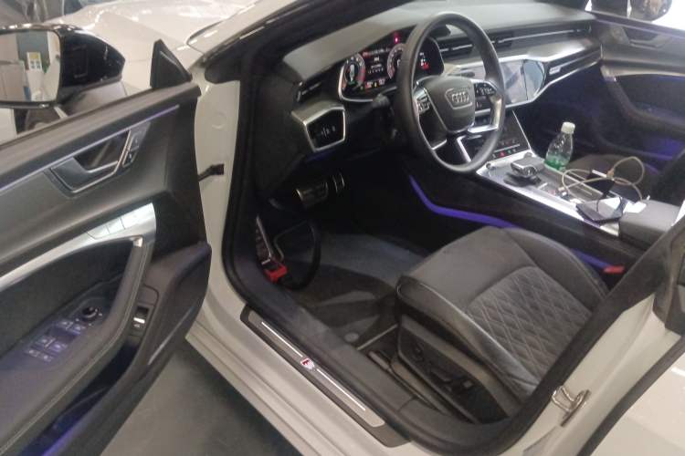 Used Audi A7L 2024 45 TFSI quattro Luxury Edition Driver Seat