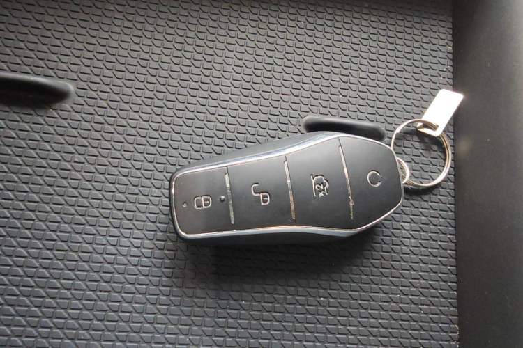 Used BYD Yuan UP 2025 Intelligent Driving Version 401 KM Dynamic Edition
