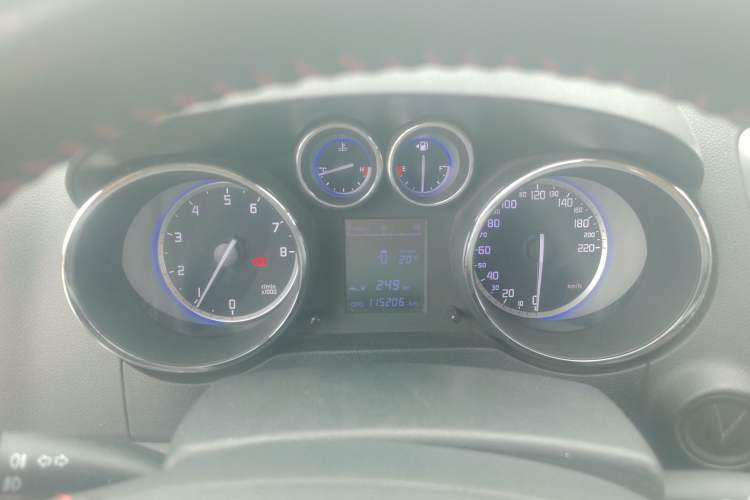 Used Changan CS35 2016 1.6L Manual Luxury Model China IV Standard
