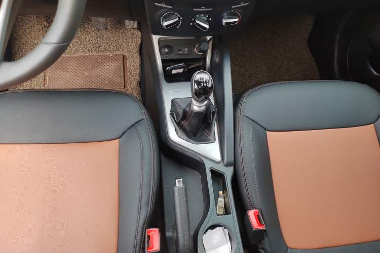 Used JAC Refine S3 2014 1.5L Manual Luxury Model