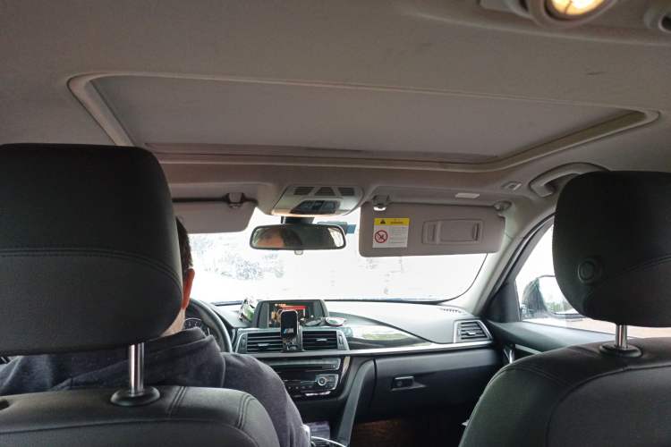 Used BMW 3 Series 2017 320Li Fashion Model Headliner