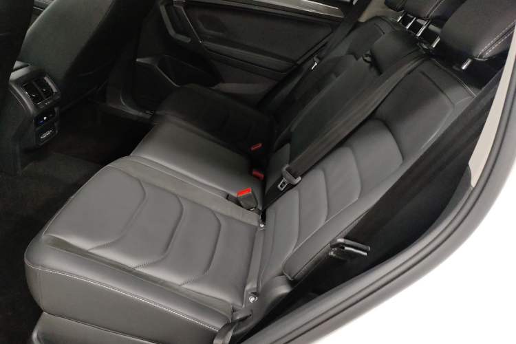 Used Volkswagen Tiguan L 2021 330TSI Automatic Two-Wheel Drive R-Line Enhanced Edition