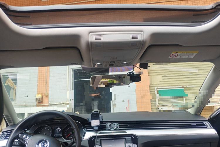 Used Volkswagen Magotan 2018 330TSI DSG Advanced Model Headliner