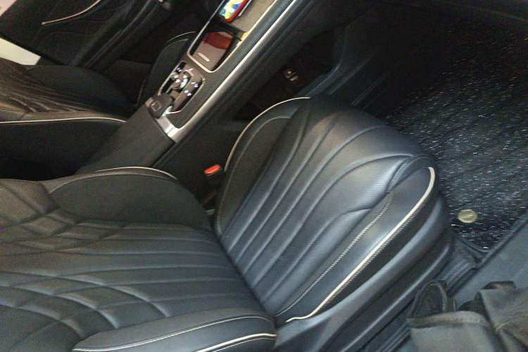 Used Chery Tiggo 9 2023 2.0T Dual-Clutch Two-Wheel Drive Luxury Edition 7 Seats
