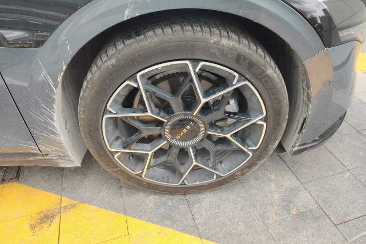 Used Zeekr 007 2025 Rear-Drive Intelligent Driving Version 75 kWh
