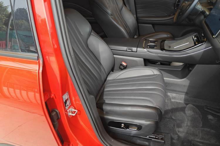 Used AION V 2024 Aion Tyrannosaurus 650 LiDAR Edition