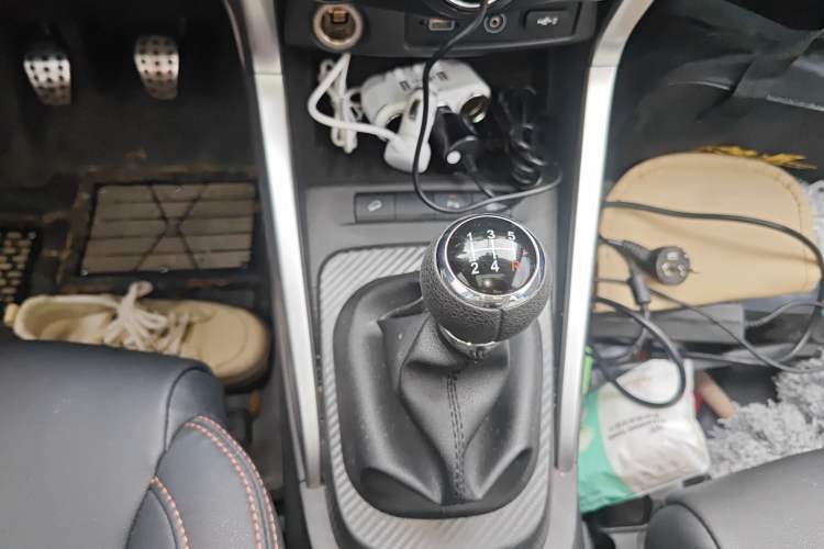 Used BYD Yuan 2017 1.5L Manual with Panoramic Sunroof