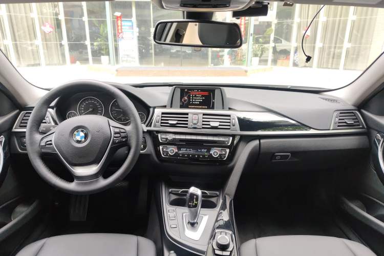 Used BMW 3 Series 2017 320Li xDrive Fashion Model