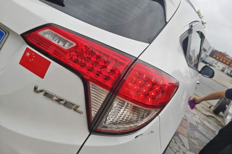 Used Honda Vezel 2020 1.5L CVT Pioneer Edition Right Rear Taillight