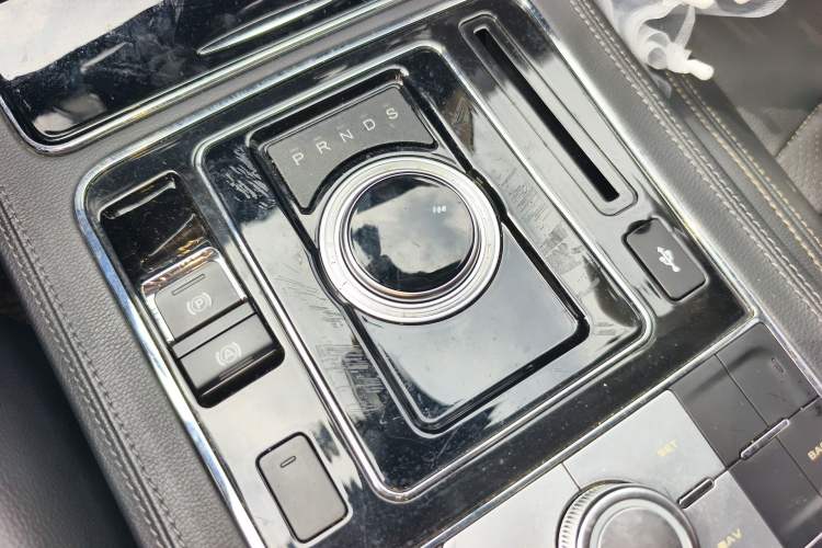 Used Zotye T600 2016 Sport Edition 2.0T DCT Prestige Model
