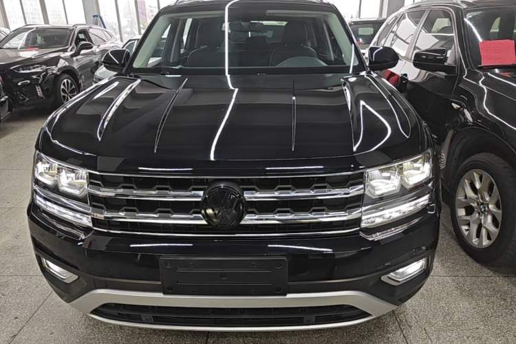 Used Volkswagen Teramont 2019 330TSI Two-Wheel-Drive Luxury Edition China V Standard

