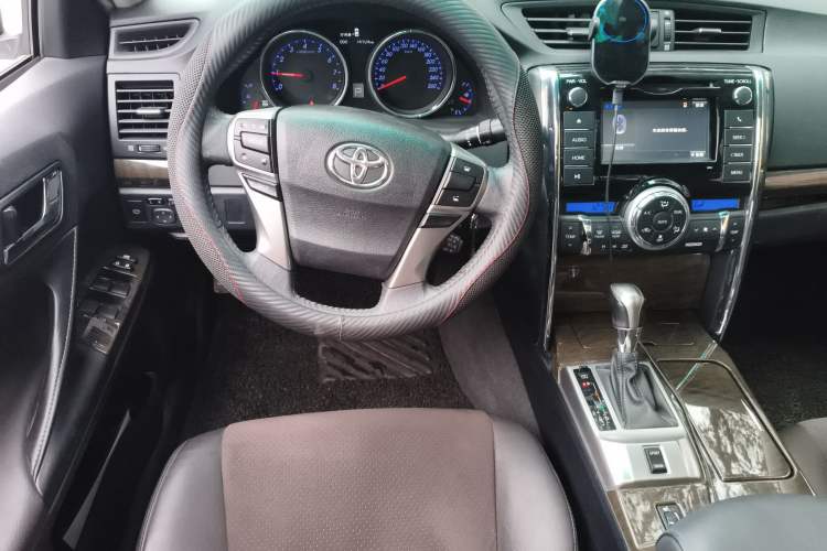 Used Toyota Reiz 2013 2.5V Shangrui Edition Steering Wheel