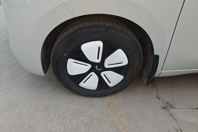 Used Wuling Hongguang MINIEV 2025 Four-Door Version Advanced Edition
