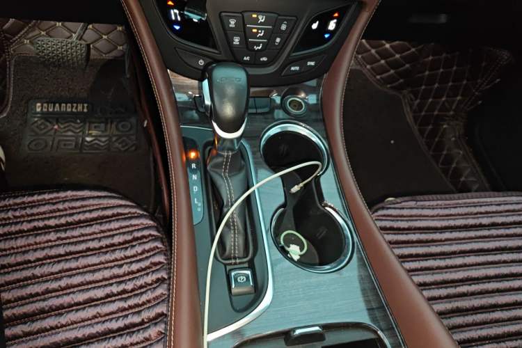 Used Buick Envision 2017 20T Two-Wheel Drive Luxury Model
