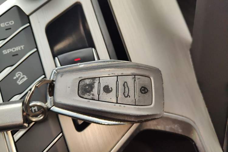 Used Geely Auto Coolray 2019 260T DCT Knight China VI Standard
