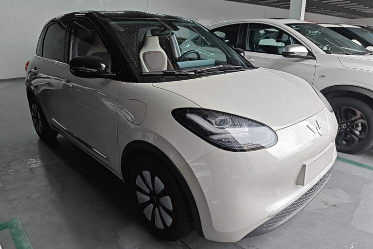 Used Wuling Bingo 2023 410 km Lingxi Deluxe Edition
