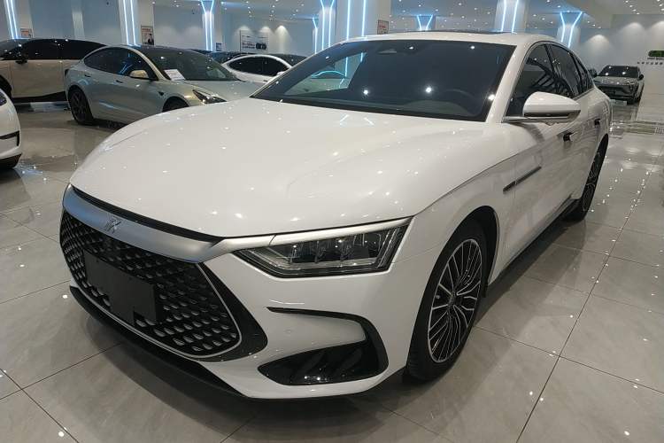 Used BYD Han 2023 DM-i Champion Edition 121KM Prestige Model