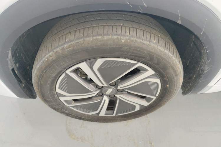 Used Geely Galaxy Xingjian 7 EM-i 2025 120km Exploration+ Version Left Front Wheel Hub