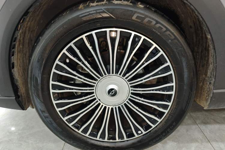 Used Chery Tiggo 8 L 2024 2.0T Two-Wheel Drive Prestige Version 5 Seats