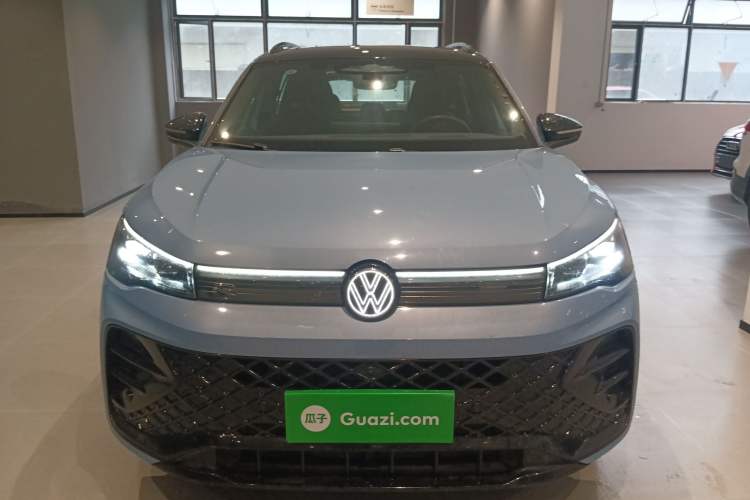 Used Volkswagen Tiguan L 2024 PRO 380TSI Four-Wheel Drive R-Line Smart Edition Front