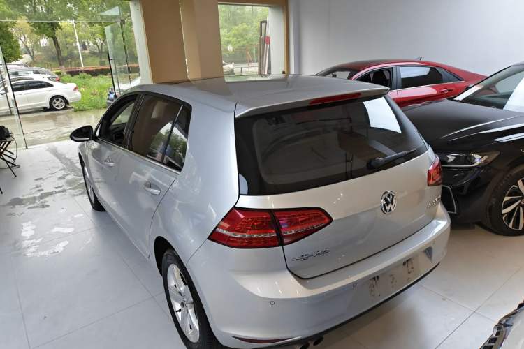 Used Volkswagen Golf 2014 1.4TSI Automatic Comfort Model Exterior 2