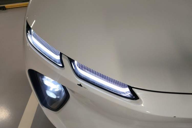 Used Nio EC6 2023 75 kWh