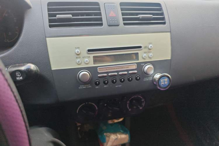 Used Suzuki Swift 2009 1.3L Automatic Value Edition
