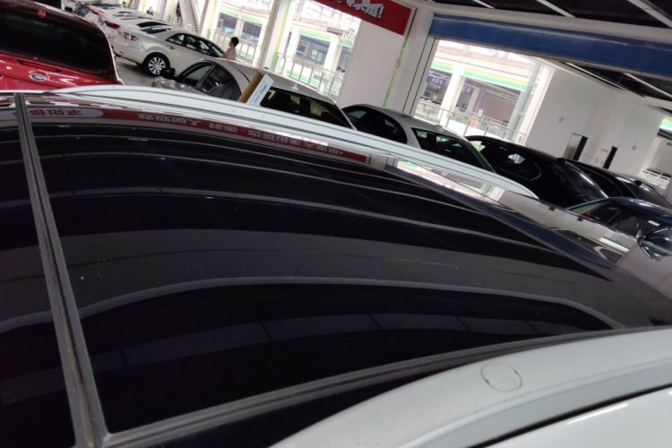 Used Kia KX5 2016 1.6T Automatic Two-Wheel Drive DLX Roof