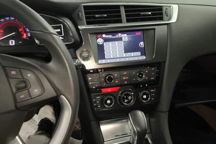 Used DS 6 2016 1.6T Luxury Edition THP160 Audio And AC Panel