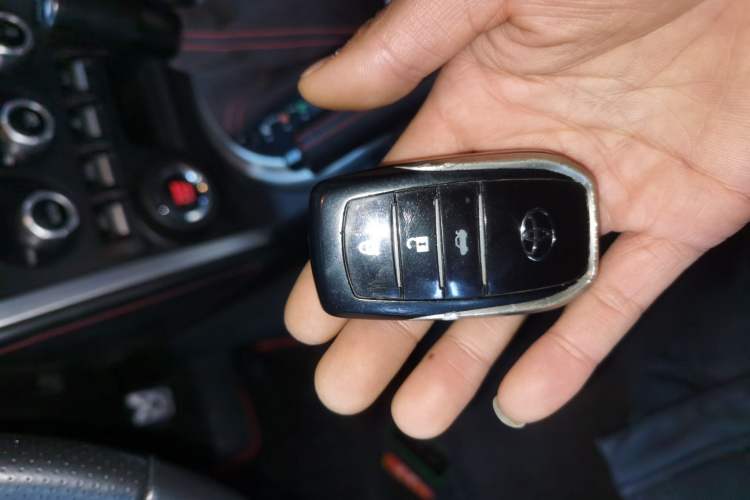 Used Toyota 86 2014 2.0L Automatic Luxury Version