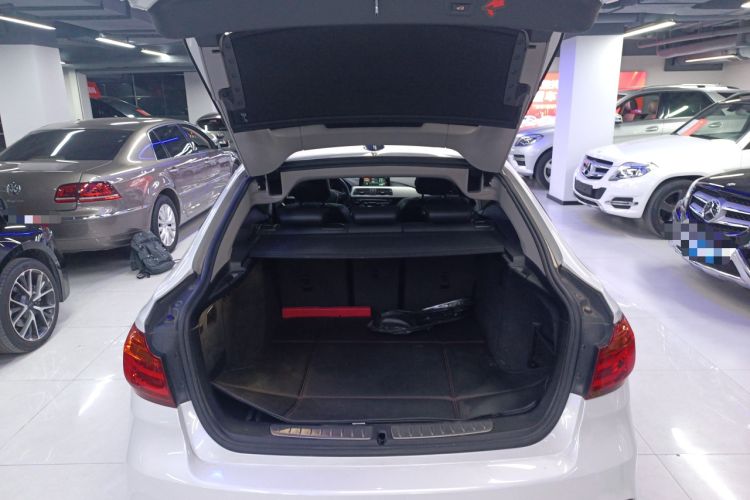 Used BMW 3 Series GT 2016 320i Fashion Model
