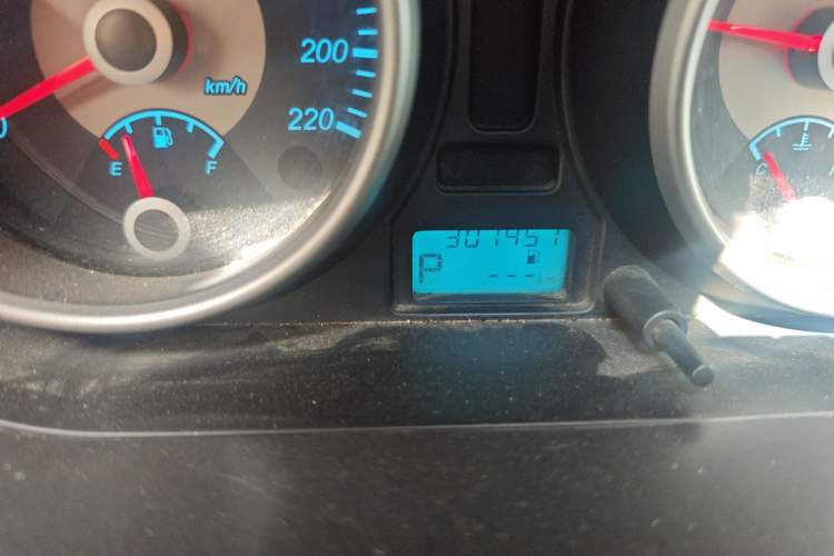 Used Buick Excelle 2013 1.5L Automatic Classic Model
