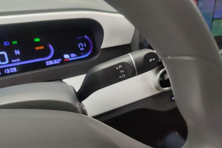 Used Geely Galaxy Panda 2025 210km Panda Kart Gear Lever