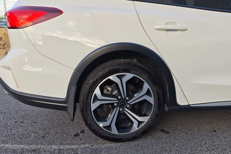 Used Ford Focus 2021 EcoBoost 180 Automatic Hunter Edition
